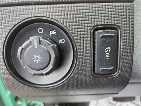 Used 2015 Ford F550 4x4 Crew Cab Super Duty image 15