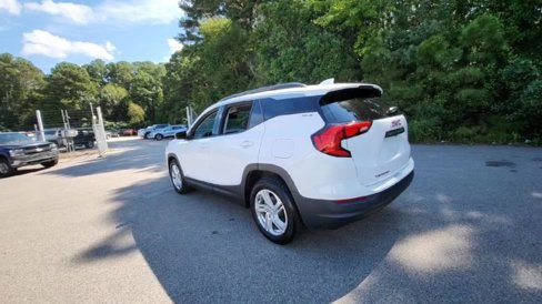 Certified 2020 GMC Terrain SLE w/ Driver Convenience Package image 3