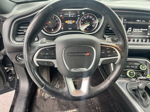 Used 2017 Dodge Challenger GT image 15