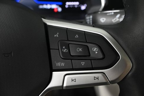 Used 2024 Volkswagen Jetta SE image 22