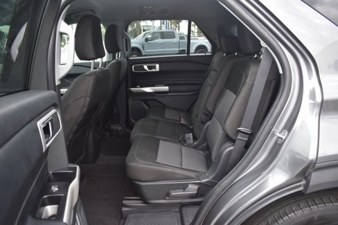 Used 2022 Ford Explorer XLT image 10