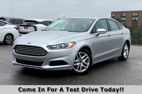 Used 2016 Ford Fusion SE image 13