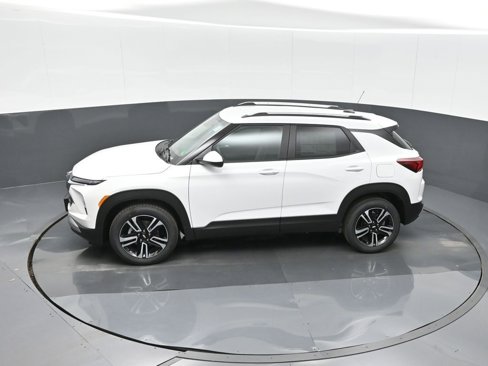 New 2025 Chevrolet TrailBlazer LT w/ Convenience Package image 14