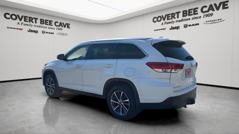 Used 2019 Toyota Highlander XLE image 6