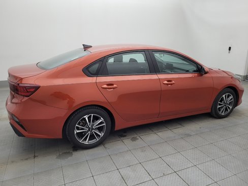 Used 2023 Kia Forte LXS image 10
