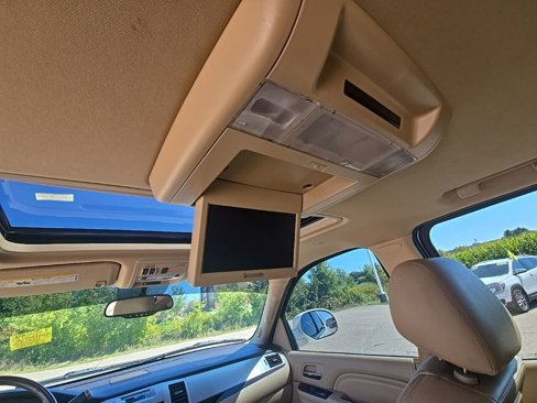 Used 2012 Cadillac Escalade ESV Luxury image 39