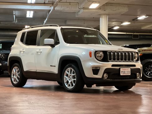 Certified 2021 Jeep Renegade Latitude w/ Sun & Sound Group image 7