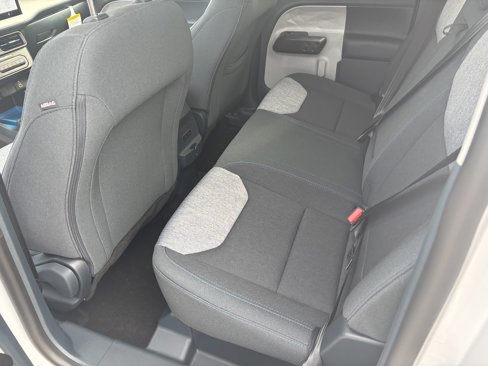 New 2025 Ford Maverick XLT image 6