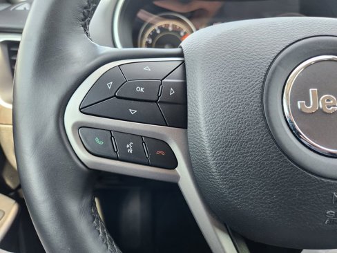 Used 2019 Jeep Cherokee Latitude Plus image 29