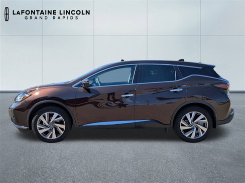 Used 2021 Nissan Murano SL w/ SL Moonroof Package image 2