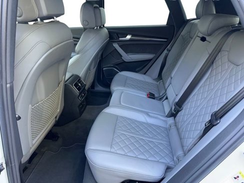 Used 2019 Audi SQ5 Prestige image 19