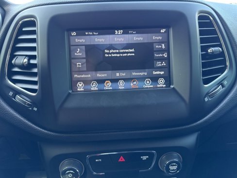 Certified 2018 Jeep Compass Latitude w/ Popular Equipment Group image 27