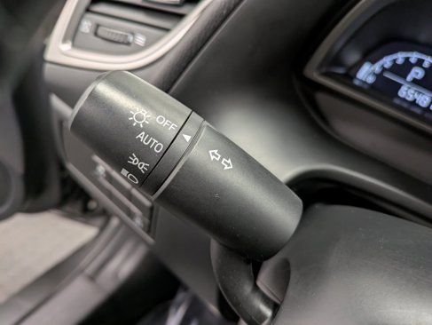 Used 2018 MAZDA MAZDA3 Touring image 18