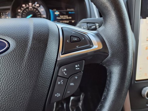 Used 2022 Ford Edge SEL w/ Convenience Package image 10