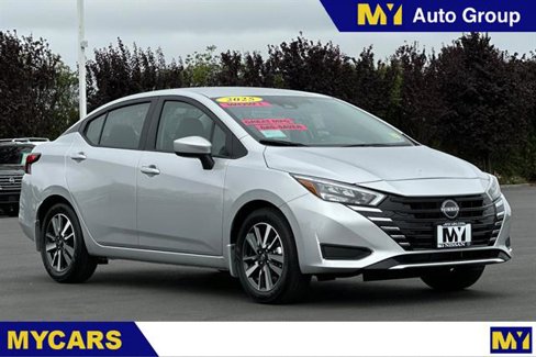 New 2025 Nissan Versa SV w/ Trunk Package image 1