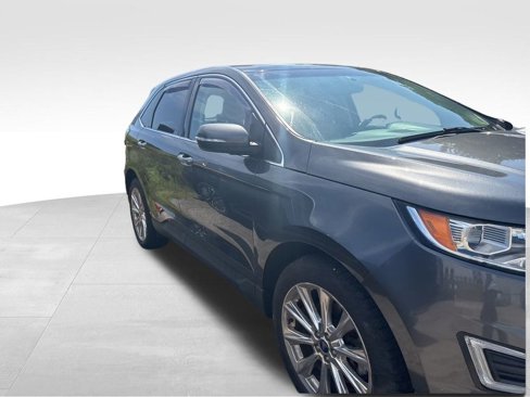 Used 2018 Ford Edge Titanium w/ Equipment Group 301A image 12