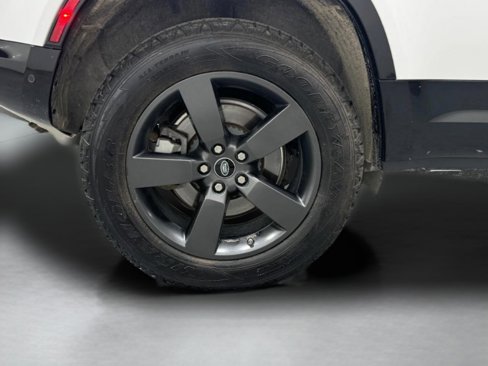 Certified 2021 Land Rover Defender 110 X-Dynamic HSE image 5
