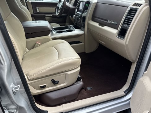 Used 2018 RAM 1500 Laramie w/ Convenience Group image 18