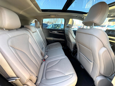 Used 2021 Lincoln Nautilus Reserve image 28