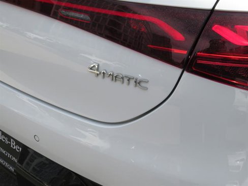Certified 2023 Mercedes-Benz EQE 350+ 4MATIC Sedan w/ Exclusive Trim Package image 31