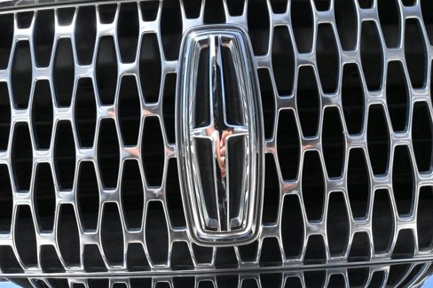 Used 2019 Lincoln MKC Select w/ Select Plus Package image 13