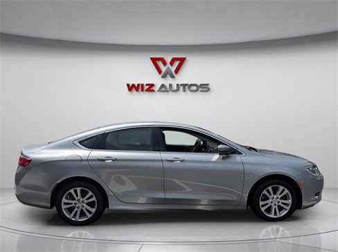 Used 2016 Chrysler 200 Limited w/ Anniversary Edition image 8