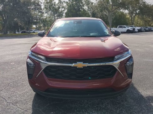 Used 2025 Chevrolet Trax LS image 8
