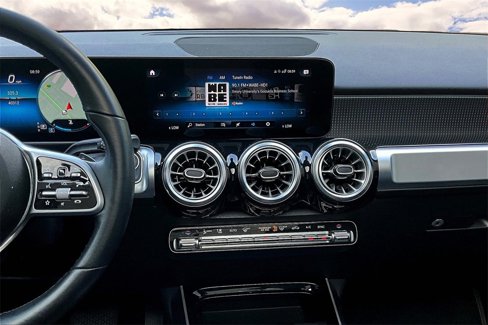 Used 2022 Mercedes-Benz GLB 250 image 9