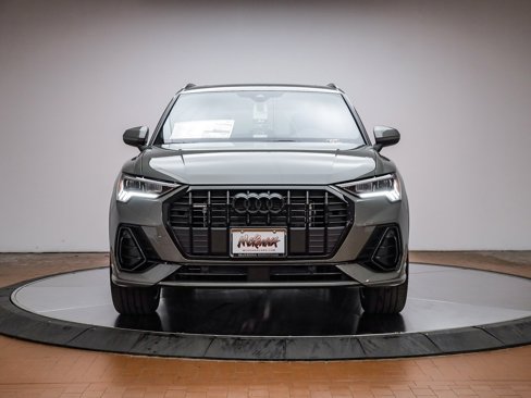 New 2025 Audi Q3 2.0T Premium image 2
