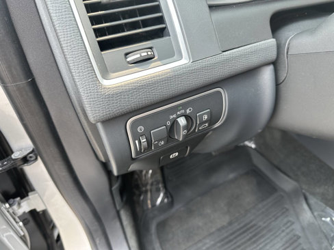 Used 2017 Volvo XC60 T5 Inscription w/ Preferred Option Package image 20