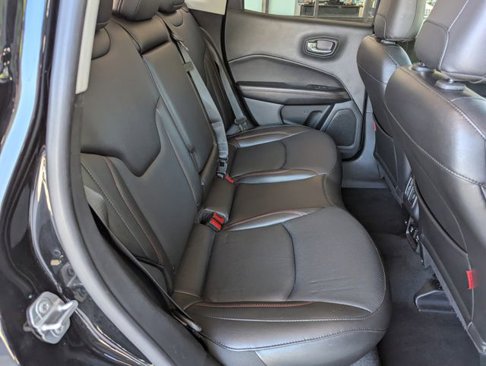 Used 2021 Jeep Compass Trailhawk image 33