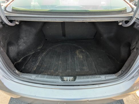 Used 2013 Hyundai Elantra GLS w/ Preferred Pkg image 9