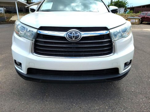 Used 2014 Toyota Highlander Limited image 30