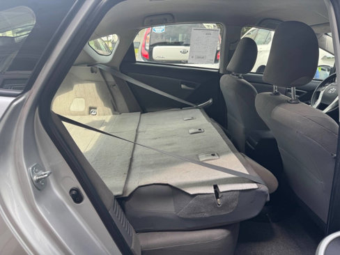 Used 2015 Toyota Prius Four image 18