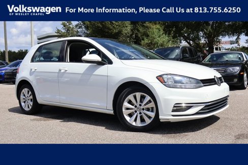Used 2018 Volkswagen Golf SE image 1