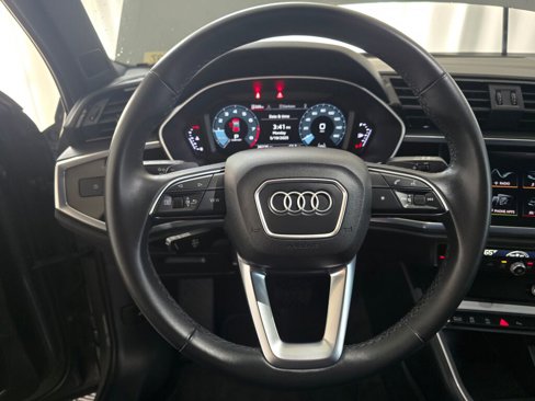 Used 2022 Audi Q3 2.0T Premium w/ Convenience Package image 14
