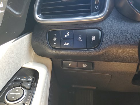 Used 2016 Kia Sorento SX w/ SXL Technology Package image 22