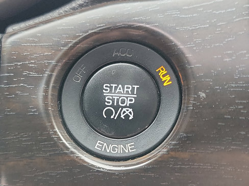 Used 2014 Jeep Grand Cherokee Limited image 12