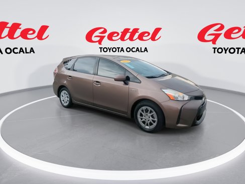 Used 2015 Toyota Prius V Two image 2