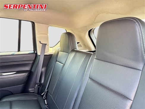 Used 2015 Jeep Compass High Altitude image 24