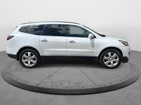 Used 2016 Chevrolet Traverse LTZ image 9