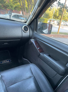 Used 2010 Ford Explorer Limited image 27