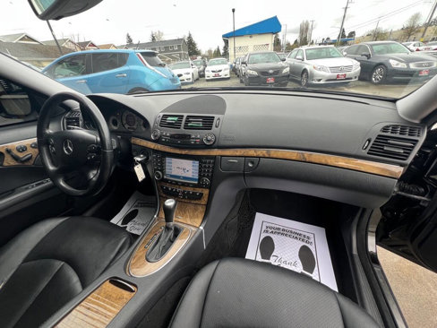 Used 2008 Mercedes-Benz E 350 Sedan image 19