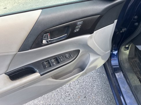 Used 2013 Honda Accord EX-L image 35