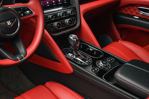 Used 2022 Bentley Bentayga Speed image 39