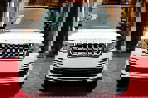 Used 2019 Land Rover Range Rover HSE image 3