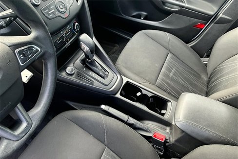 Used 2017 Ford Focus SE image 14