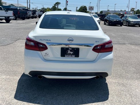 Used 2018 Nissan Altima 2.5 SV image 4