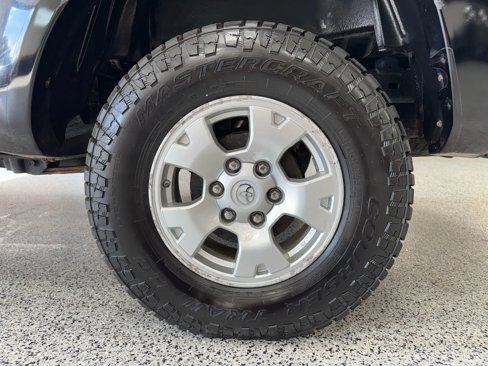 Used 2011 Toyota Tacoma 4x4 Double Cab image 18