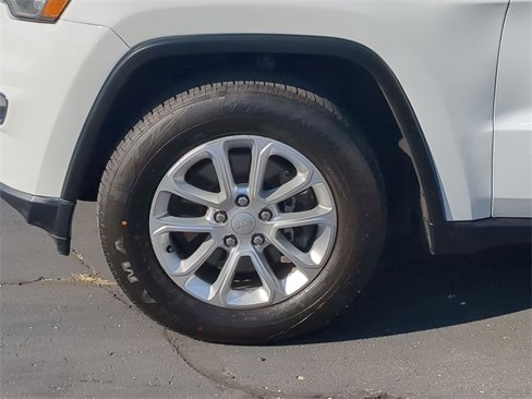Used 2021 Jeep Grand Cherokee Laredo image 13